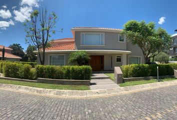 Casa en  Cumbayá, Quito