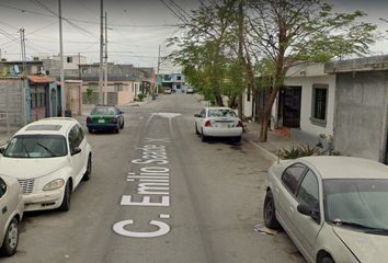 Casa en  Calle Emilio Saade, La Alianza, Monterrey, Nuevo León, México