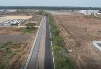 Terreno Comercial en  Eloy Alfaro (durán)