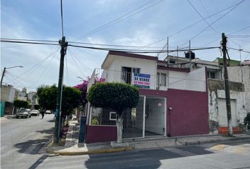 Casa en  Colonia Oblatos, Guadalajara, Jalisco