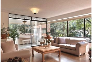 Apartamento en  Poblado, Medellín