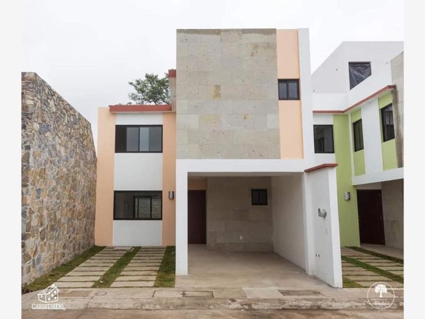 venta Casa en Orizaba Centro, Orizaba, Veracruz (MX21-LE0568)