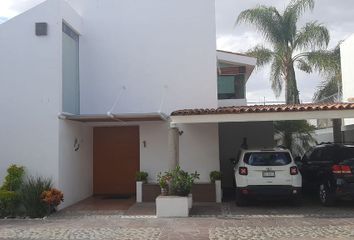 Casa en condominio en  Calle Meseta 126, Fraccionamiento Valle Real, Aguascalientes, 20118, Mex