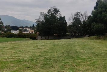 Terreno Comercial en  Cumbayá, Quito