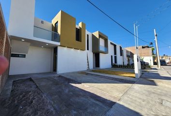 9 casas en venta en Colinas de Santiago, Santiago Papasquiaro, Santiago  Papasquiaro 