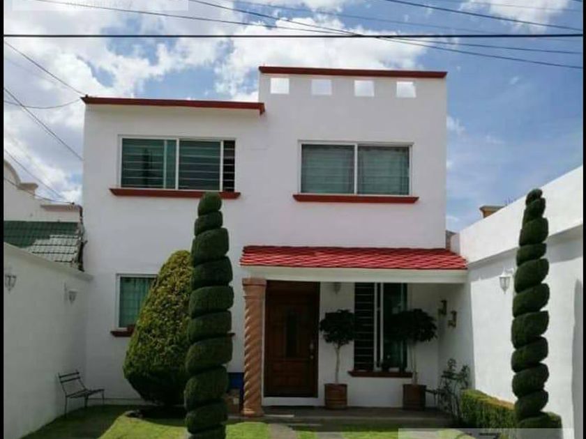 venta Casa en Bosques del Peñar, Pachuca de Soto (CHO4495926)