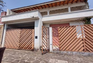 Casa en  Calle Porfirio Díaz 2011-2011, La Capilla, Valle De Bravo, México, 51200, Mex