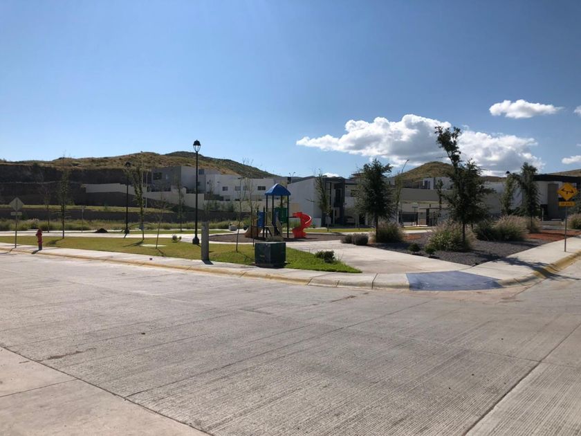 venta Casa en Valle Escondido, Municipio de Chihuahua (415912--381