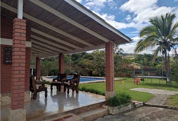 Villa-Quinta en  Tocolá, Dagua