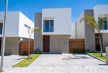 Casa en  Campestre San Isidro, Santiago De Querétaro, Municipio De Querétaro