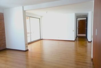 Apartamento en  Poblado, Medellín