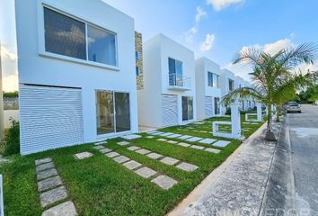 Casa en  Calle Langosta, Privanza Stellaris, Benito Juárez, Quintana Roo, 77536, Mex