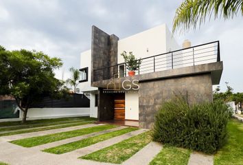 Casa en  Rinconada Santa Anita, Tlajomulco De Zúñiga