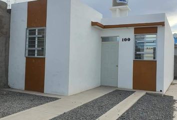 Casa en fraccionamiento en  Calle Santa Cecilia, San Carlos, Durango, 34168, Mex