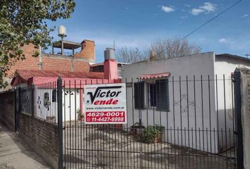 Casa en  Libertad, Partido De Merlo