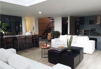 Apartamento en  Poblado, Medellín