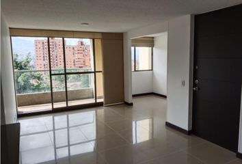 Apartamento en  Loma De Los Bernal, Medellín