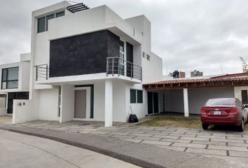 Casa en  Calle Senda Mágica 348, Fraccionamiento Milenio 3ra Sección, Querétaro, 76060, Mex