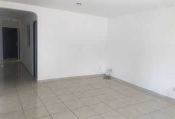 Casa en condominio en  Cerrada Punta Brava, Fraccionamiento Punta Juriquilla, Querétaro, 76230, Mex