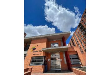 Apartamento en Calle 19, Fontibón, Upzs De Bogotá, Localidad Fontibón, Bogotá, Bogotá, Distrito Capital, Rap (especial) Central, 110921, Colombia