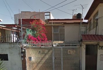 Casa en  Calle Viveros De Asís 151-333, Viveros, Fraccionamiento Viveros De La Loma, Tlalnepantla De Baz, México, 54080, Mex