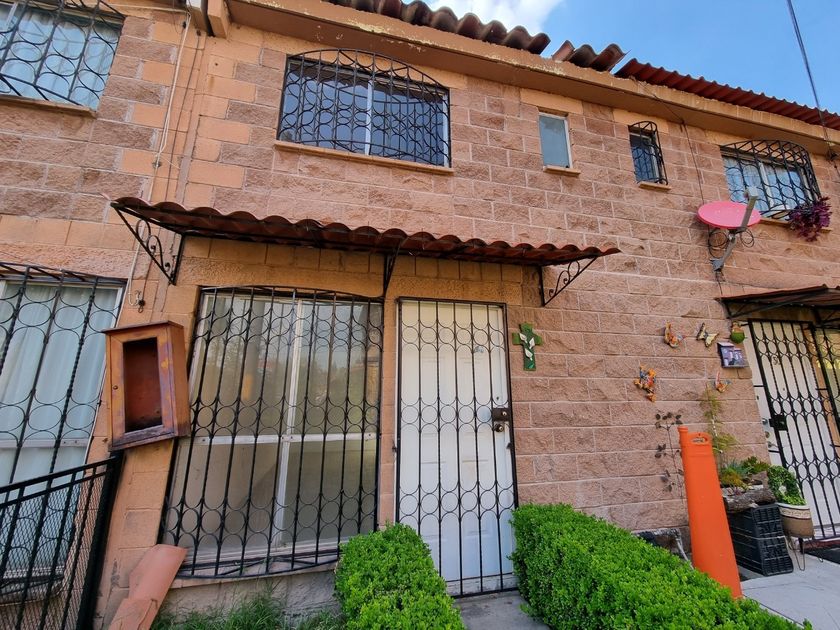 venta Casa en Arcos Tultepec, Tultepec (355905--373)