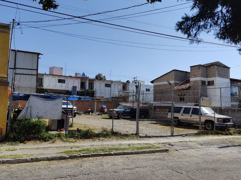 venta Lote de Terreno en Constituyentes de 1824, Municipio de Querétaro  (NEX-148881)