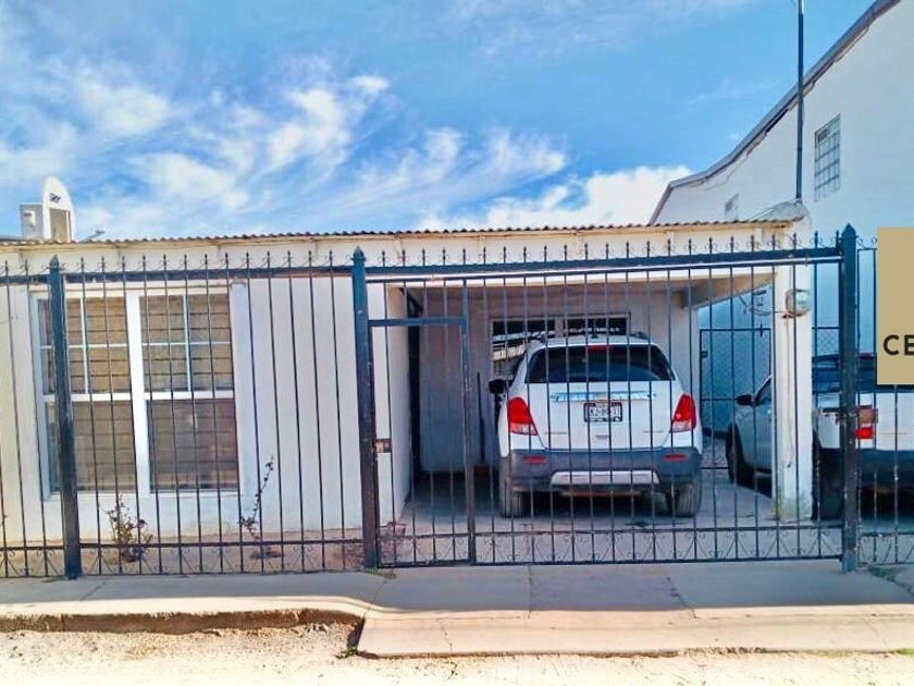 venta Casa en Emiliano Zapata, Cuauhtémoc, Chihuahua (442555--496)-  