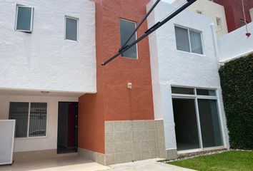 Casa en  Lomas De Atzingo, Cuernavaca, Morelos