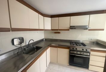 Apartment for rent in Antiguo Country, Bogotá