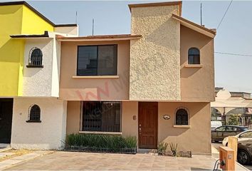 Casa en  Epigmenio González, Municipio De Querétaro