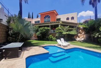 Casa en  Pueblo Santa María Ahuacatitlán, Cuernavaca, Morelos