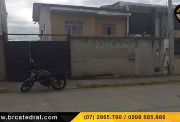 Terreno Comercial en  Cuenca, Azuay