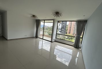 Apartment for rent in Altos del Poblado, Medellín