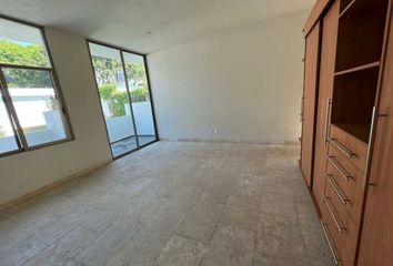 Casa en fraccionamiento en  Cerrada Río Escondido 305-315, Vista Hermosa, Cuernavaca, Morelos, 62290, Mex