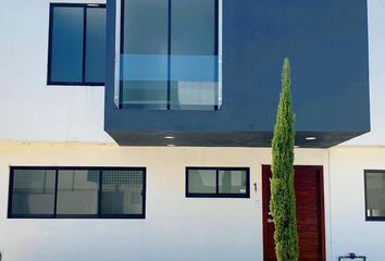 Casa en fraccionamiento en  Calle Francisco Javier Mina, Barrio San Juan, San Mateo Atenco, México, 52104, Mex