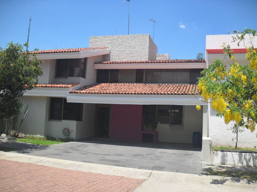 venta Casa en Bugambilias, Zapopan, Zapopan, Jalisco (pPeLWo9-venta)-  