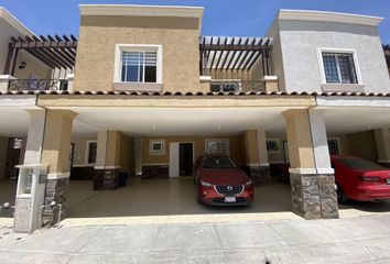 Casa en fraccionamiento en  Boulevard Paseo De Los Viñedos, Estado De Hidalgo, México