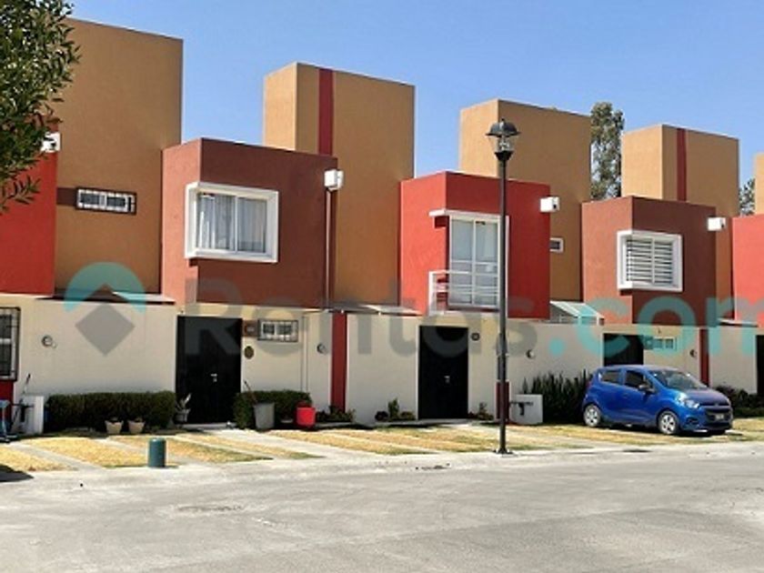 renta Casa en San Mateo Otzacatipan, Toluca (RhTXbZ)