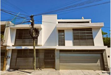 Casa en  Calle Sierra 469-500, Fraccionamiento Costa De Oro, Boca Del Río, Veracruz De Ignacio De La Llave, 94299, Mex