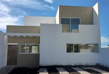 Casa en  Privada Salto De Juanacatlán 117-121, Fraccionamiento Real De Juriquilla, Querétaro, 76226, Mex