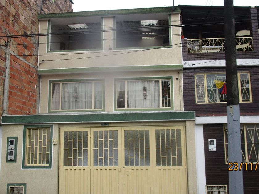 Casa en venta Cl. 18a #114a-81 A, Cra. 114a #19, Bogotá, Colombia