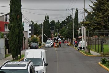 Casa en fraccionamiento en  Calle Paseo De Afrodita, Fraccionamiento San Carlos, Metepec, México, 52159, Mex