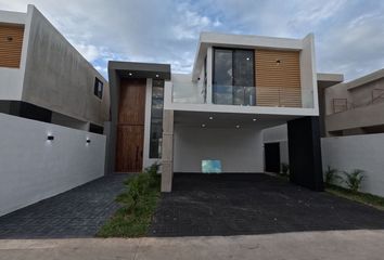 Casa en condominio en  Calle 20, Conkal, Yucatán, 97345, Mex