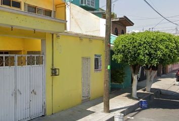 Casa en  Calle Cerro De La Estrella 30, Pueblo Paraje Zacatepec, Iztapalapa, Ciudad De México, 09560, Mex