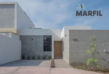 Casa en  Calle Monte Cervino, Colima, 28017, Mex