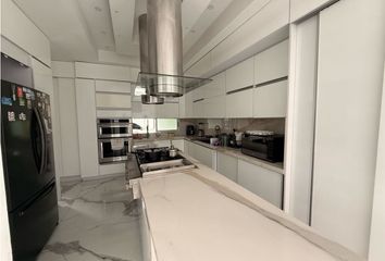 House for rent in Parcelaciones Pance, Cali