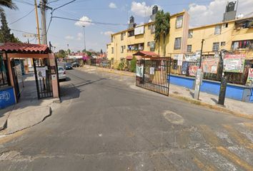 Condominio horizontal en  Calle Nezahualcóyotl 73-81, Aeropuerto, Arenal 1a Sección, Venustiano Carranza, Ciudad De México, 15600, Mex