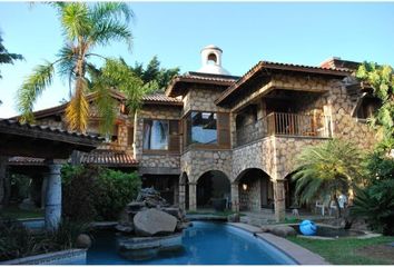 Casa en  Lomas De Cortes, Cuernavaca, Morelos