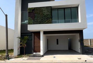 Casa en  Lomas Residencial, Alvarado, Veracruz